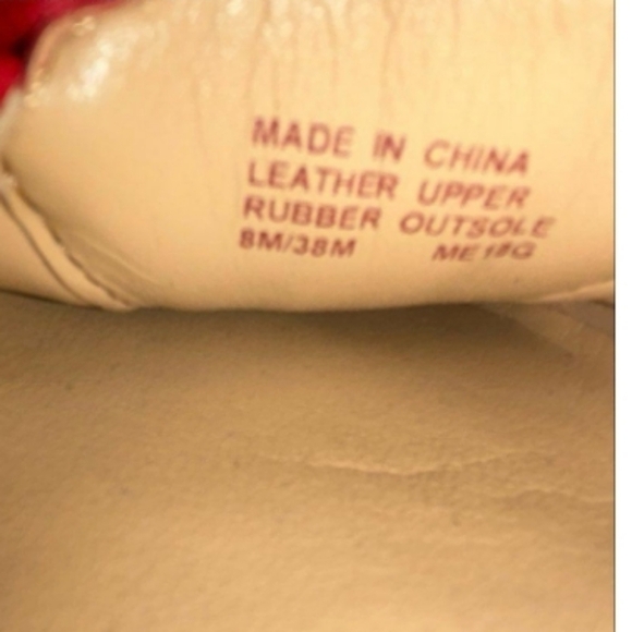 🐾MK Red Leather Women's Flats🎉 - Picture 5 of 9